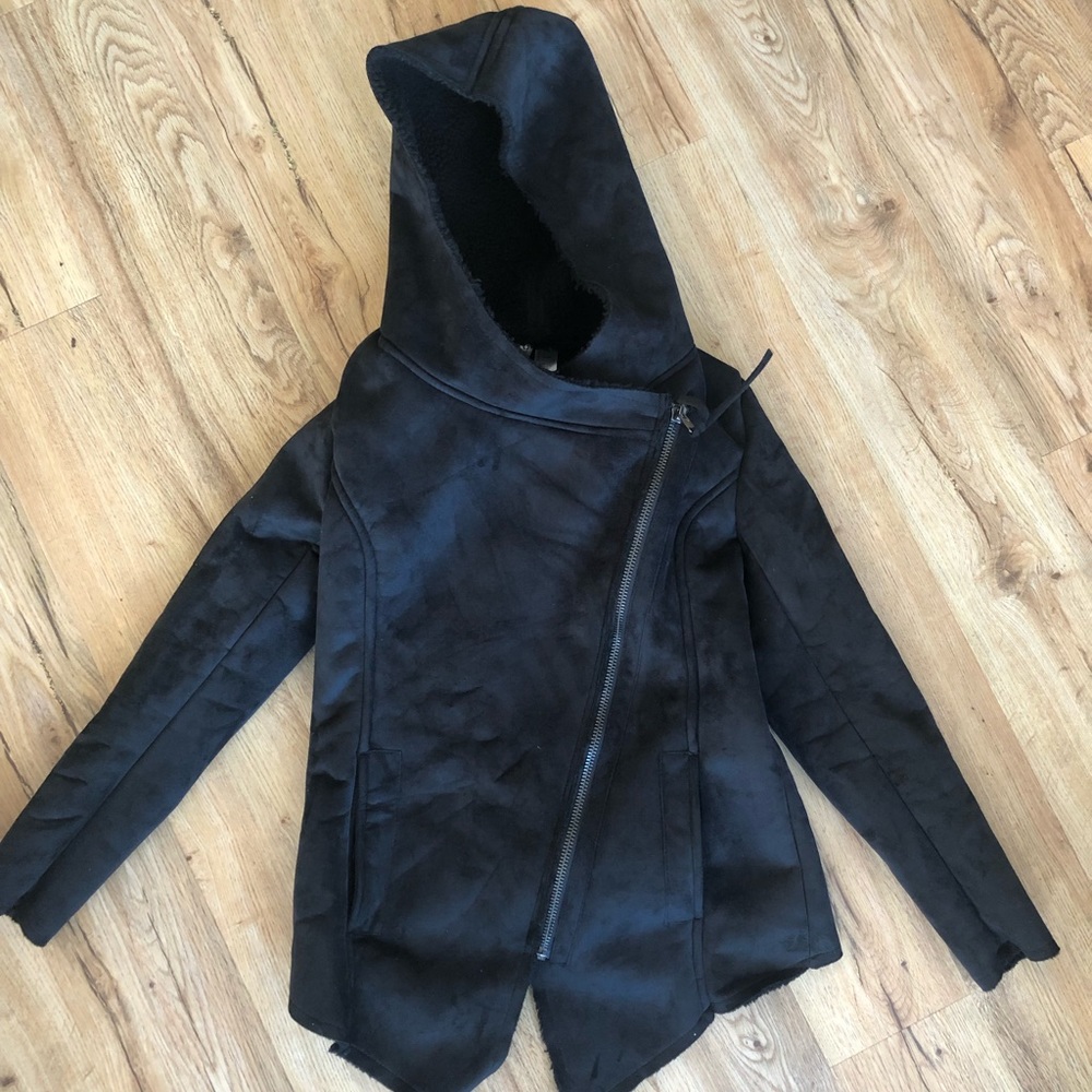 H&M shearling black jacket